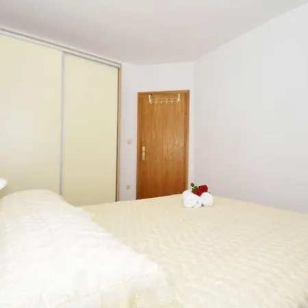 Apartment Nina